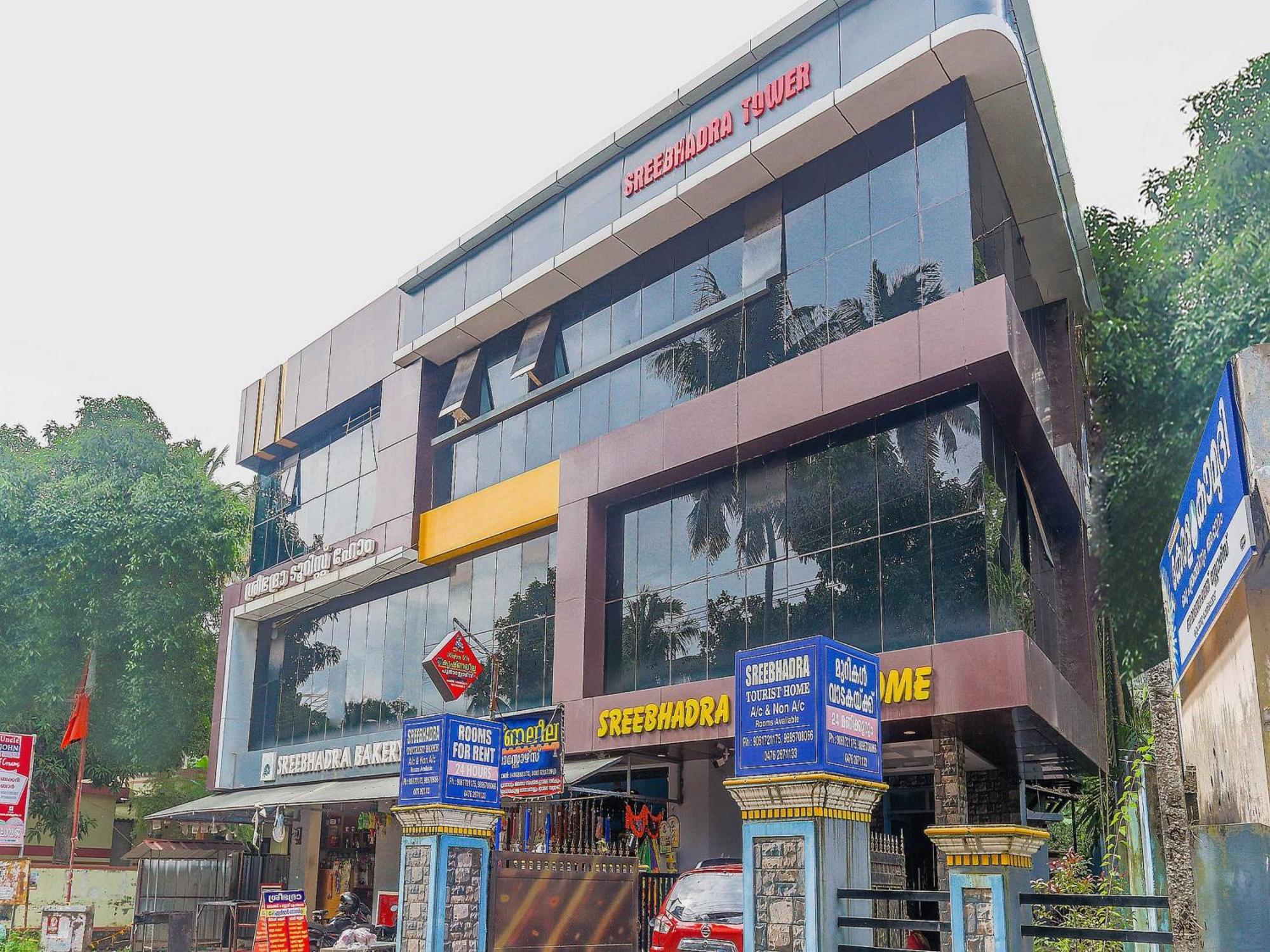 Hotel O Sree Bhadra Tourist Home Coulão Exterior foto
